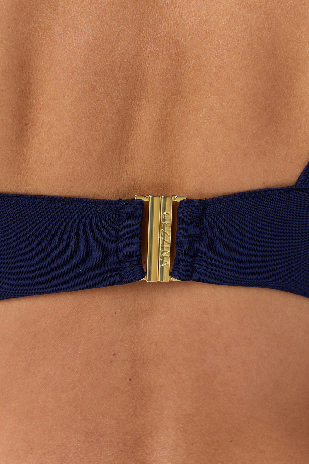 DAWN HEARTSHAPE BIKINI TOP